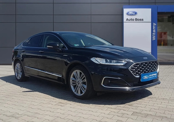 Ford Mondeo cena 115000 przebieg: 81300, rok produkcji 2020 z Rymanów małe 211